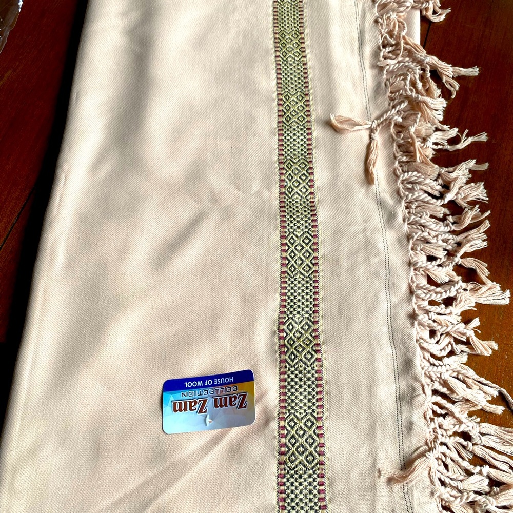 Pakistani pure wool shawl NWT